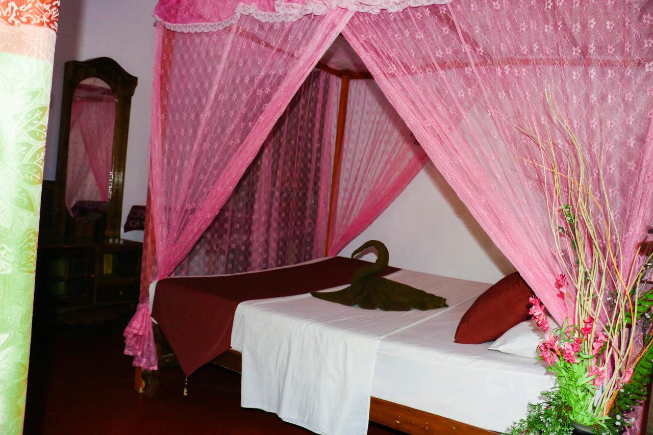 Yoho Villa Sea View Мірісса Екстер'єр фото